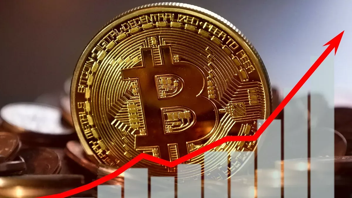 Bitcoin's Bearish Streak Raises Concerns for Crypto Market